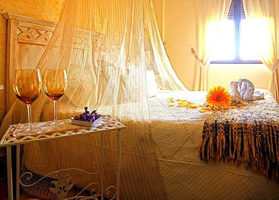 Laurel De La Reina Bed & Breakfast - Boutiqueラ・スビア エクステリア 写真