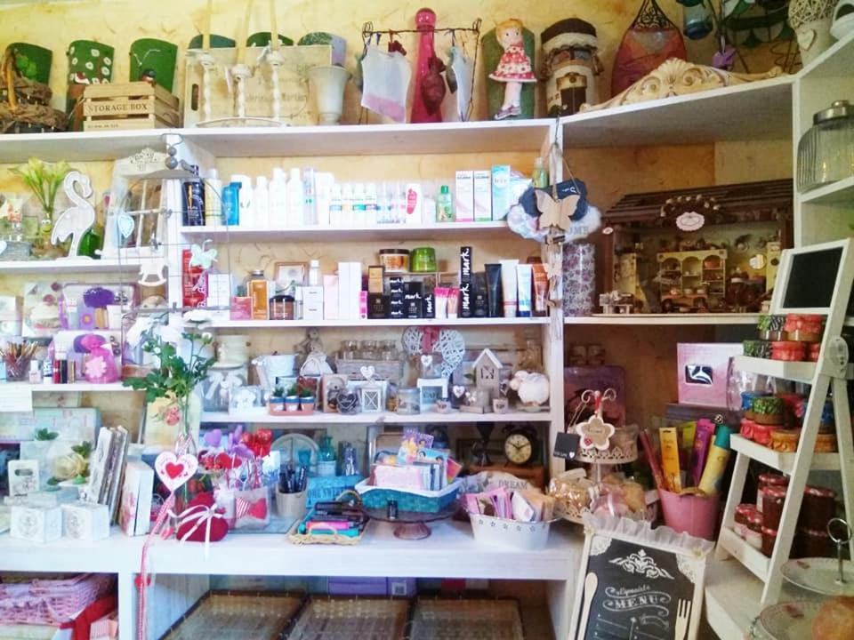 Laurel De La Reina Bed & Breakfast - Boutiqueラ・スビア エクステリア 写真