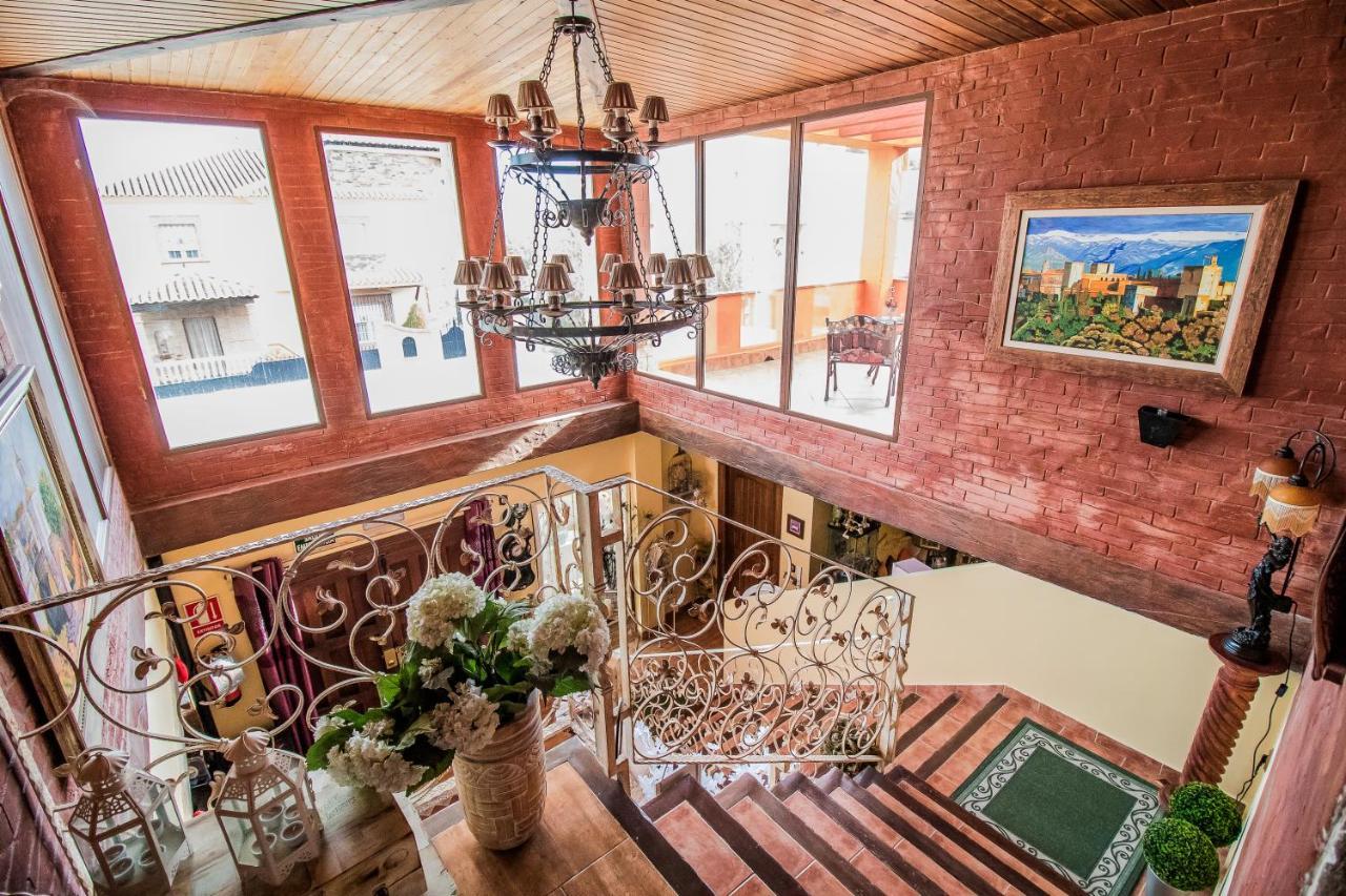 Laurel De La Reina Bed & Breakfast - Boutiqueラ・スビア エクステリア 写真